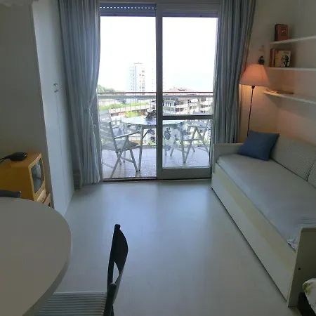Wonderful Studio With Swimming Pool, Terrace And Sea View